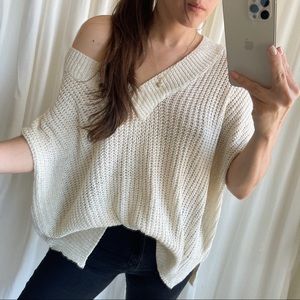 Size M/L • KNIT SWEATER TOP — In Cream